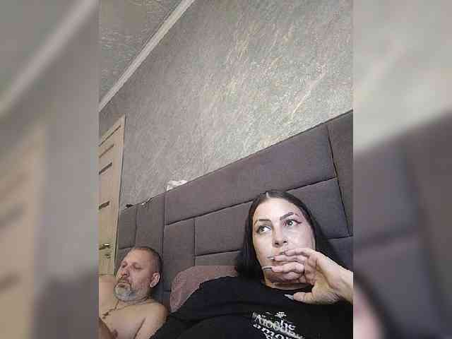 Cleopatra1990 webcam
