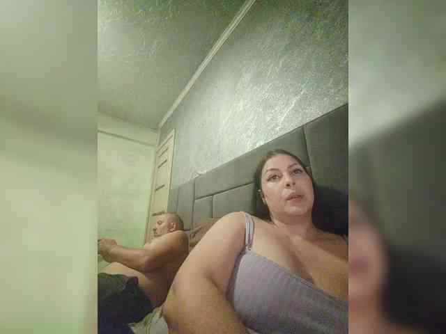 Cleopatra1990 webcam