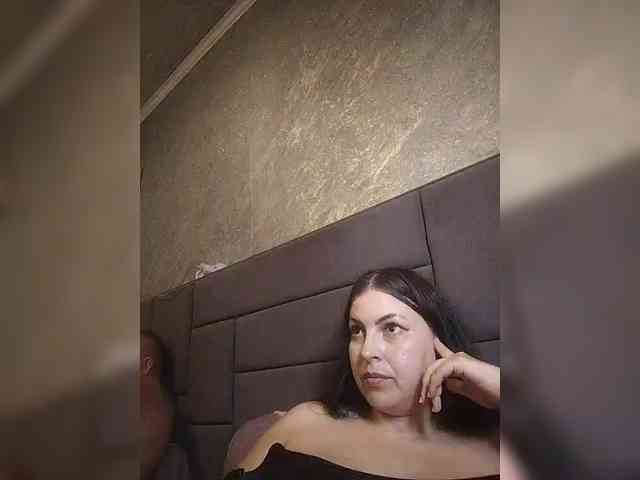 Cleopatra1990 webcam