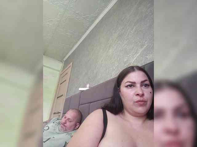 Cleopatra1990 webcam