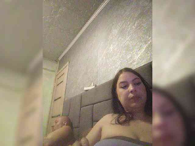Cleopatra1990 webcam