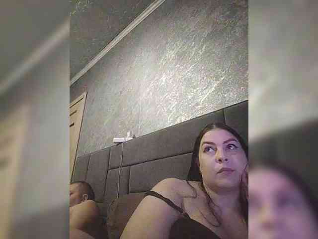 Cleopatra1990 webcam