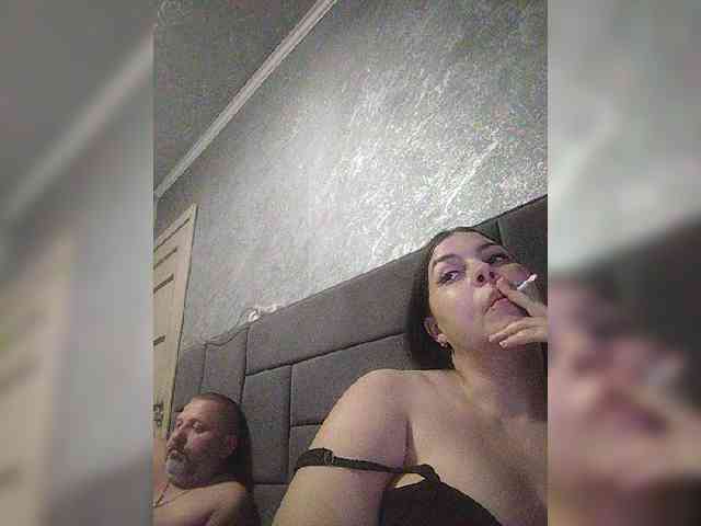 Cleopatra1990 webcam