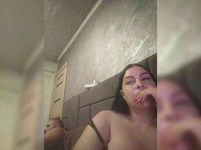 Cleopatra1990 webcam