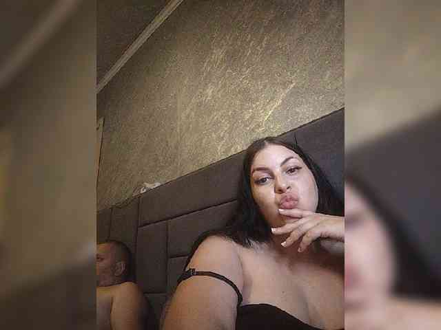 Cleopatra1990 webcam