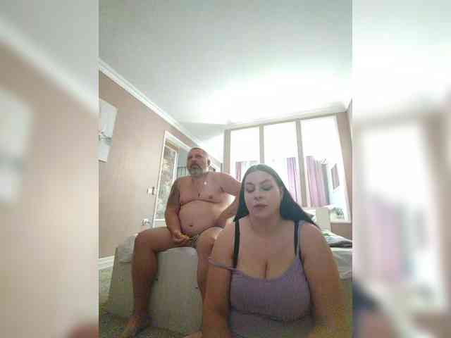 Cleopatra1990 webcam