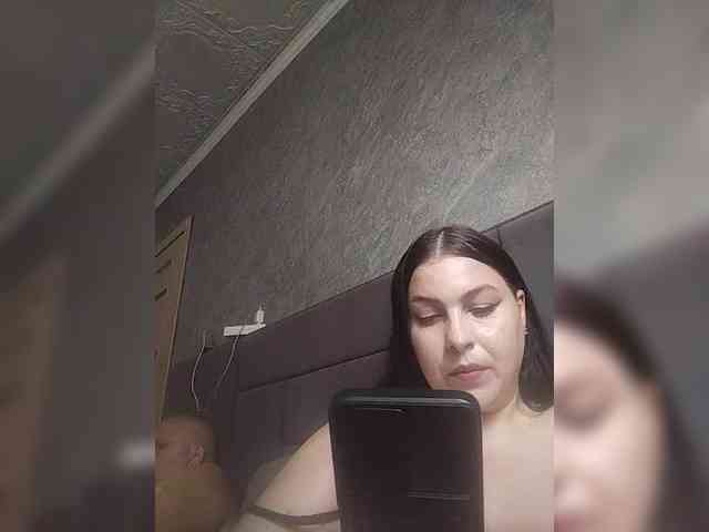Cleopatra1990 webcam