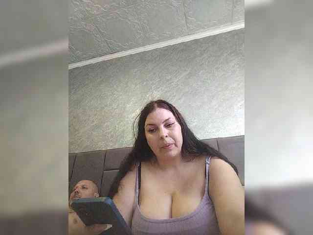 Cleopatra1990 webcam