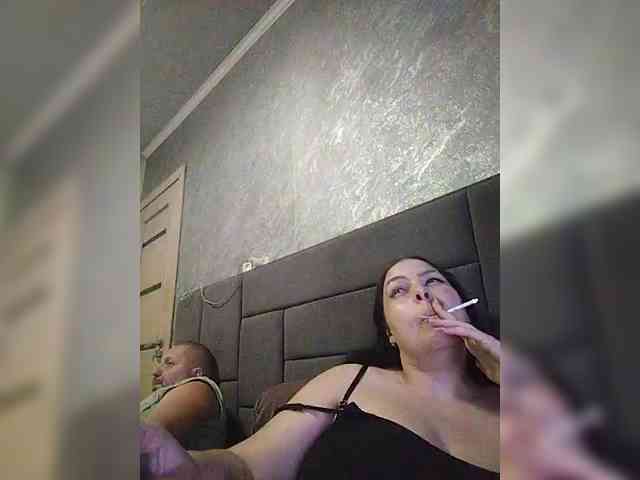 Cleopatra1990 webcam