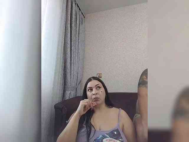 Cleopatra1990 webcam