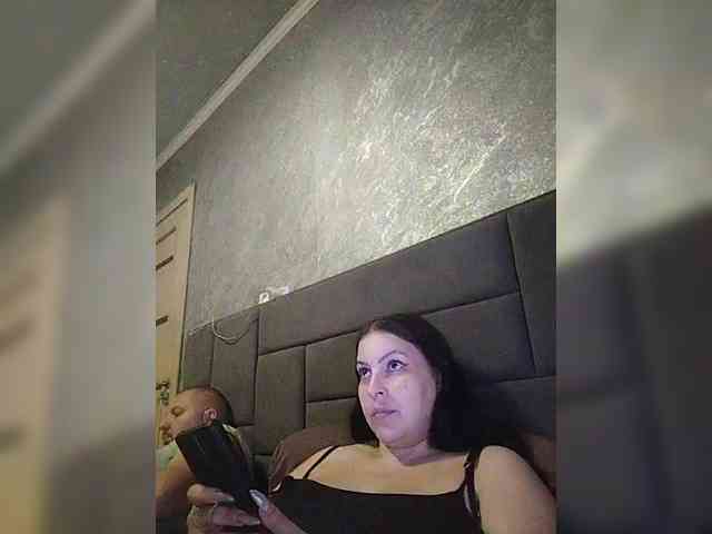 Cleopatra1990 webcam