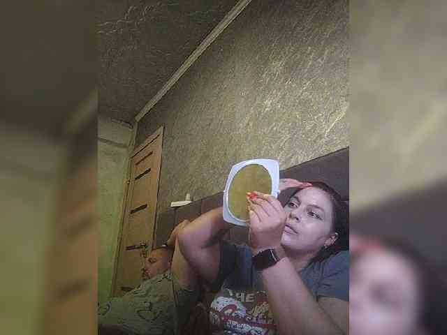 Cleopatra1990 webcam