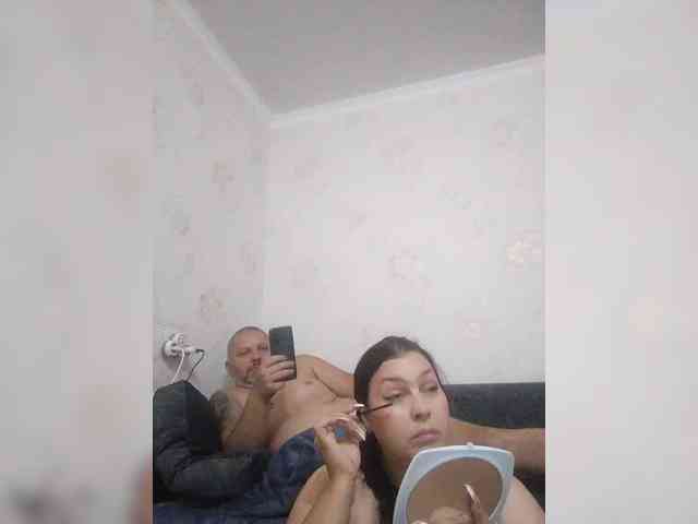 Cleopatra1990 webcam