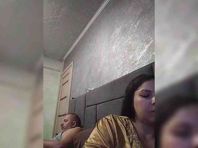 Cleopatra1990 webcam
