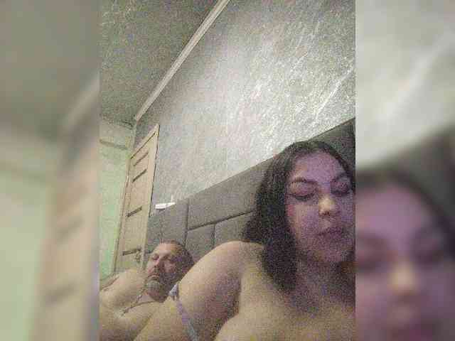 Cleopatra1990 webcam