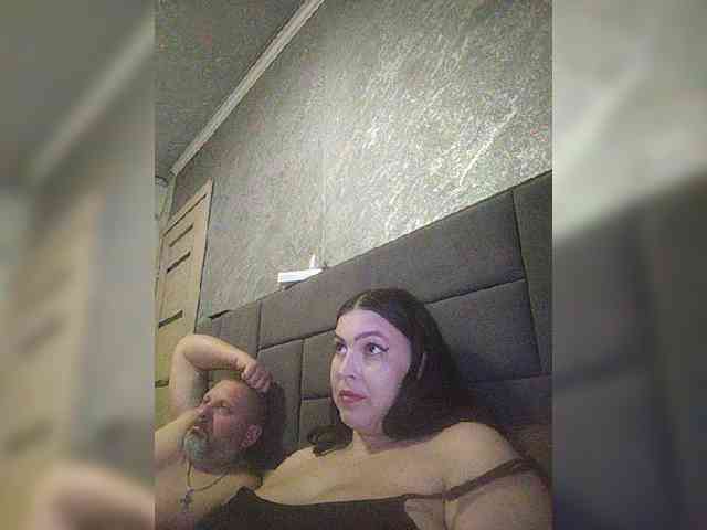 Cleopatra1990 webcam