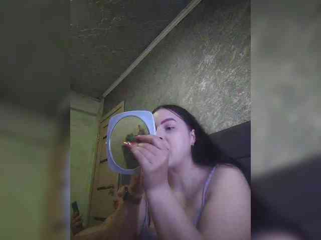 Cleopatra1990 webcam