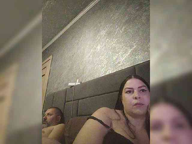 Cleopatra1990 webcam