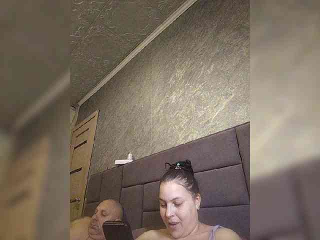 Cleopatra1990 webcam