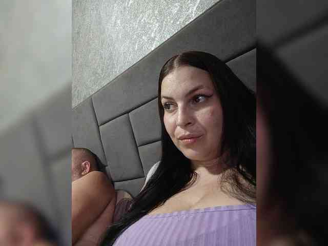 Cleopatra1990 webcam