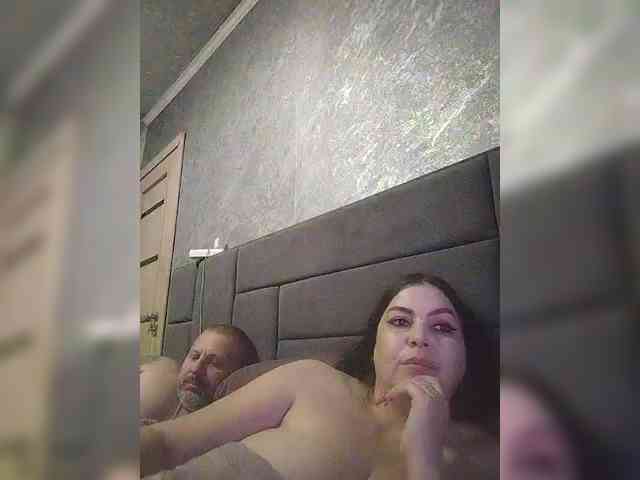 Cleopatra1990 webcam