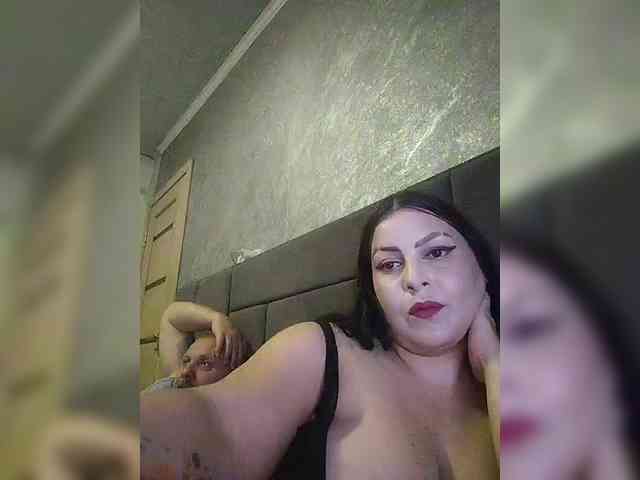 Cleopatra1990 webcam