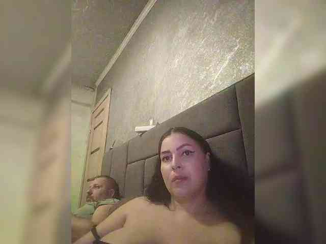 Cleopatra1990 webcam