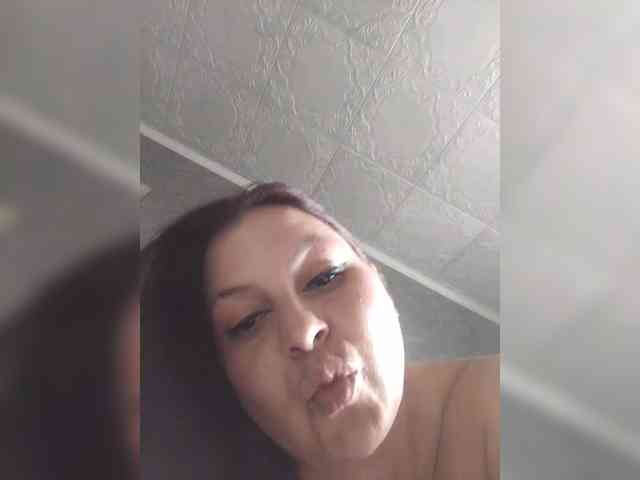 Cleopatra1990 webcam