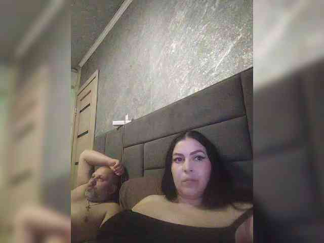 Cleopatra1990 webcam