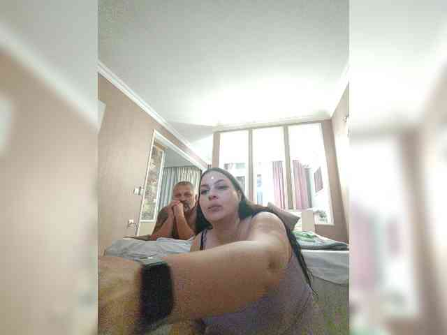 Cleopatra1990 webcam