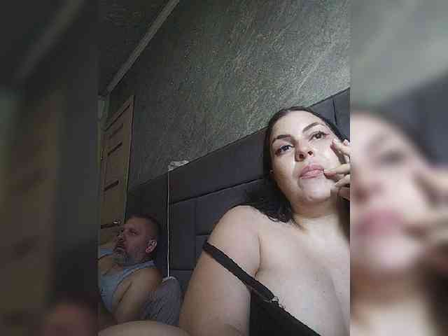 Cleopatra1990 webcam