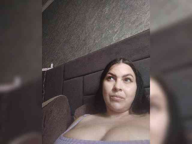 Cleopatra1990 webcam