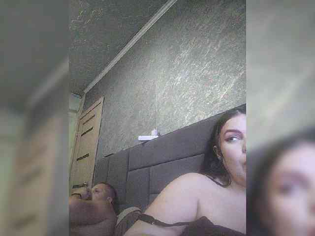 Cleopatra1990 webcam