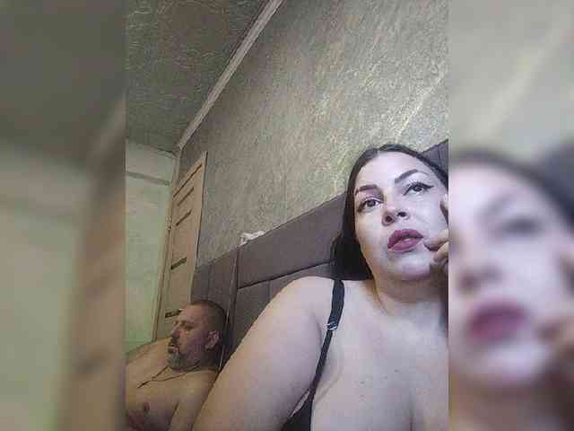 Cleopatra1990 webcam