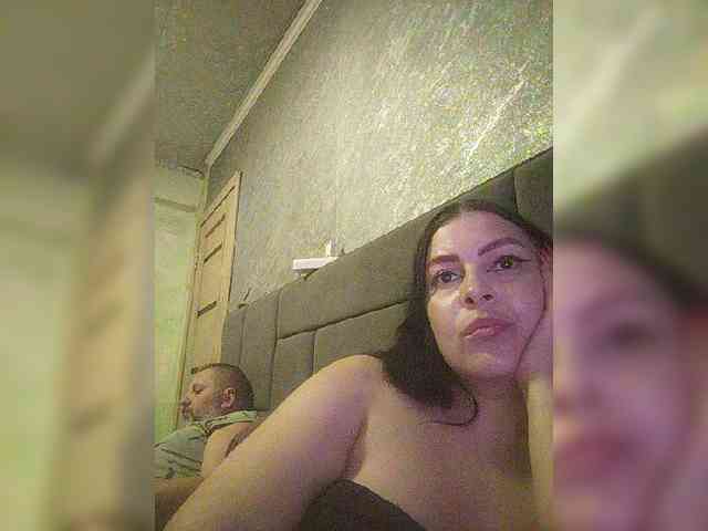 Cleopatra1990 webcam