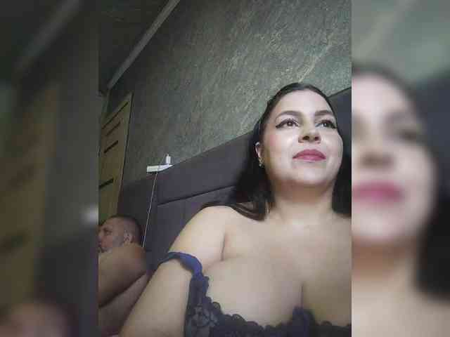 Cleopatra1990 webcam