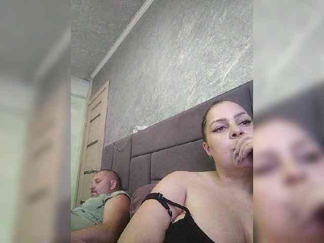 Cleopatra1990 webcam
