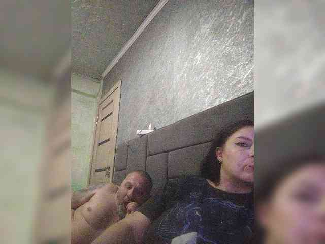 Cleopatra1990 webcam