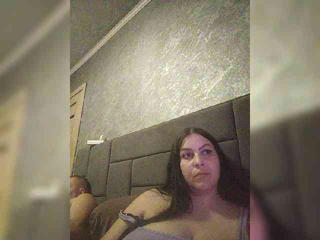 Cleopatra1990 webcam