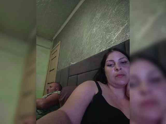 Cleopatra1990 webcam