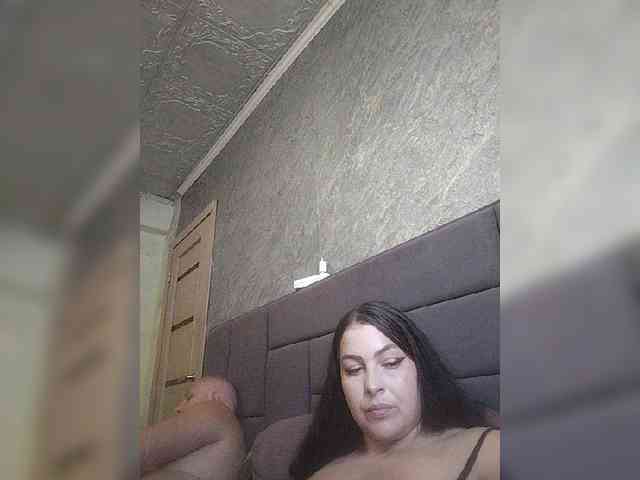 Cleopatra1990 webcam
