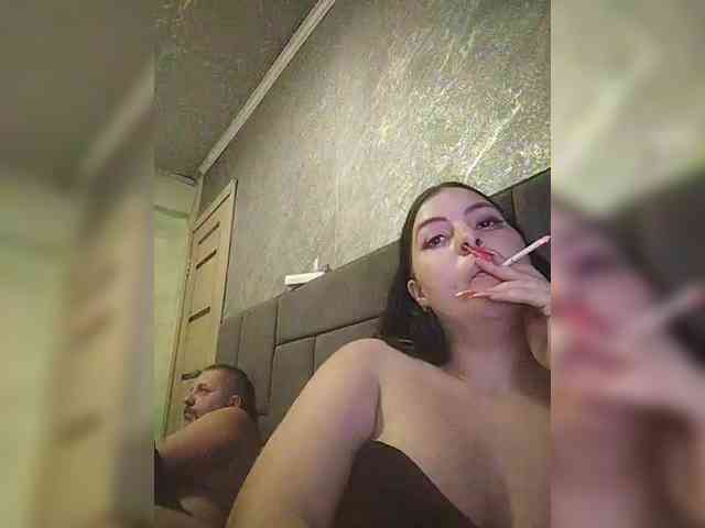 Cleopatra1990 webcam
