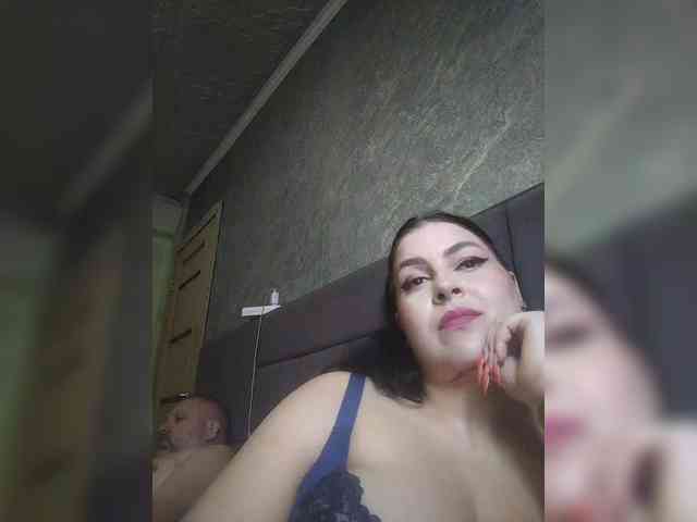 Cleopatra1990 webcam