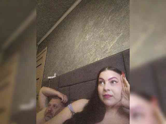 Cleopatra1990 webcam