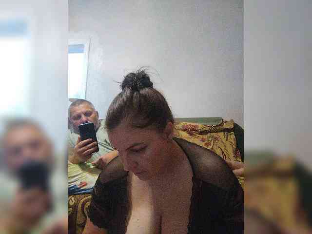Cleopatra1990 webcam
