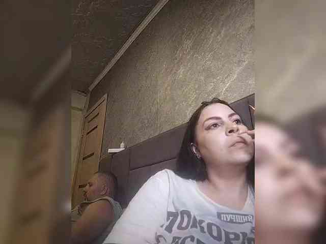 Cleopatra1990 webcam