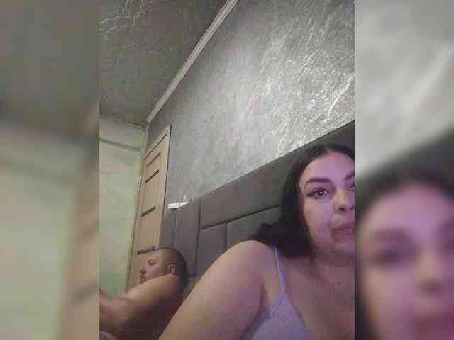 Cleopatra1990 webcam