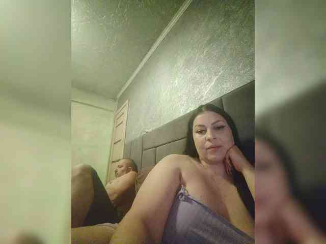 Cleopatra1990 webcam