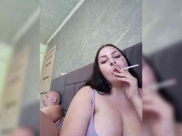 Cleopatra1990 webcam