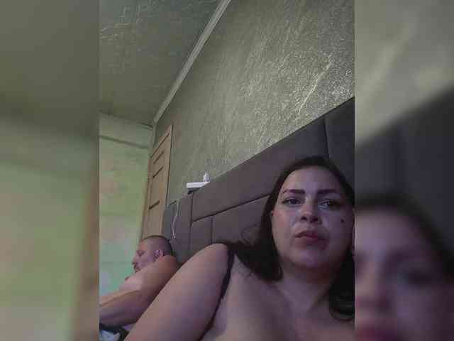 Cleopatra1990 webcam